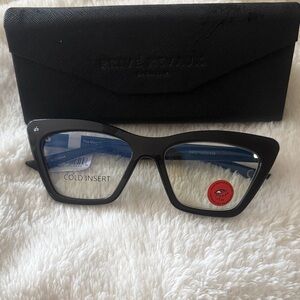 Prive Revaux Black Cat-Eye Glasses